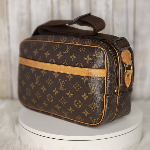 Authentic Louis Vuitton Reporter PM Crossbody Bag - Picture 1 of 17